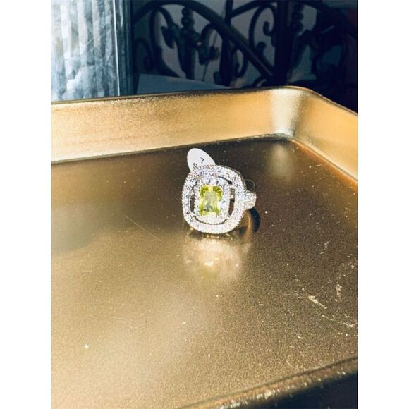 Cushion Double Halo Green Peridot Sterling Silver Cocktail ring in size 7. - Picture 6 of 12